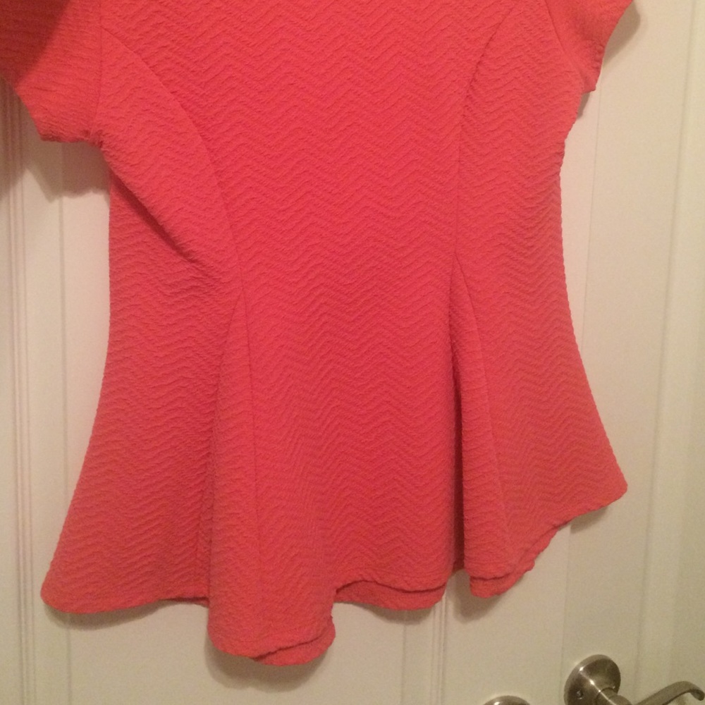 Orange pre plum top - Picture 3 of 3